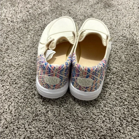 Hey Dude Off-White Loafers - Picture 3 of 3